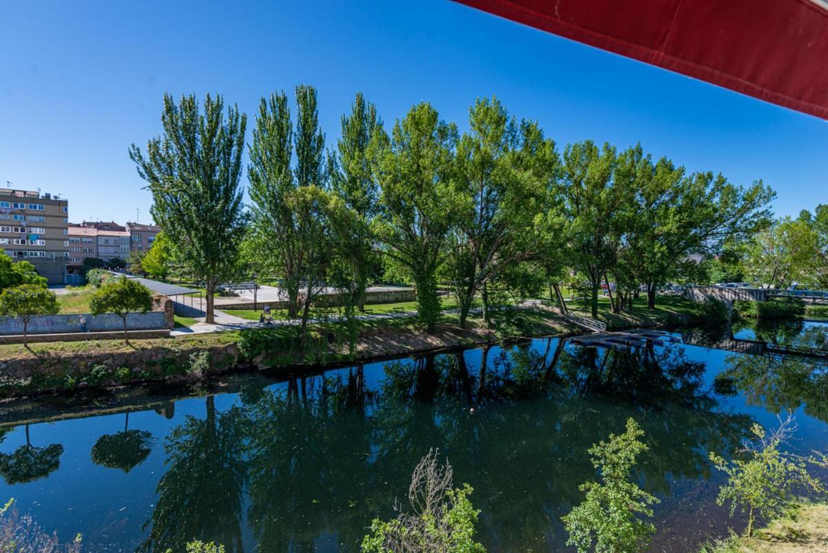 Apartamento Lemavos Monforte De Lemos Luaran gambar